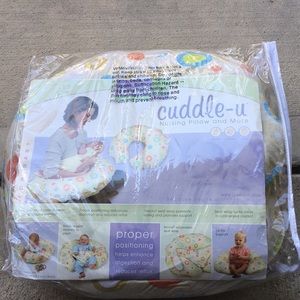 Cuddle-u Nursing Pillow and More